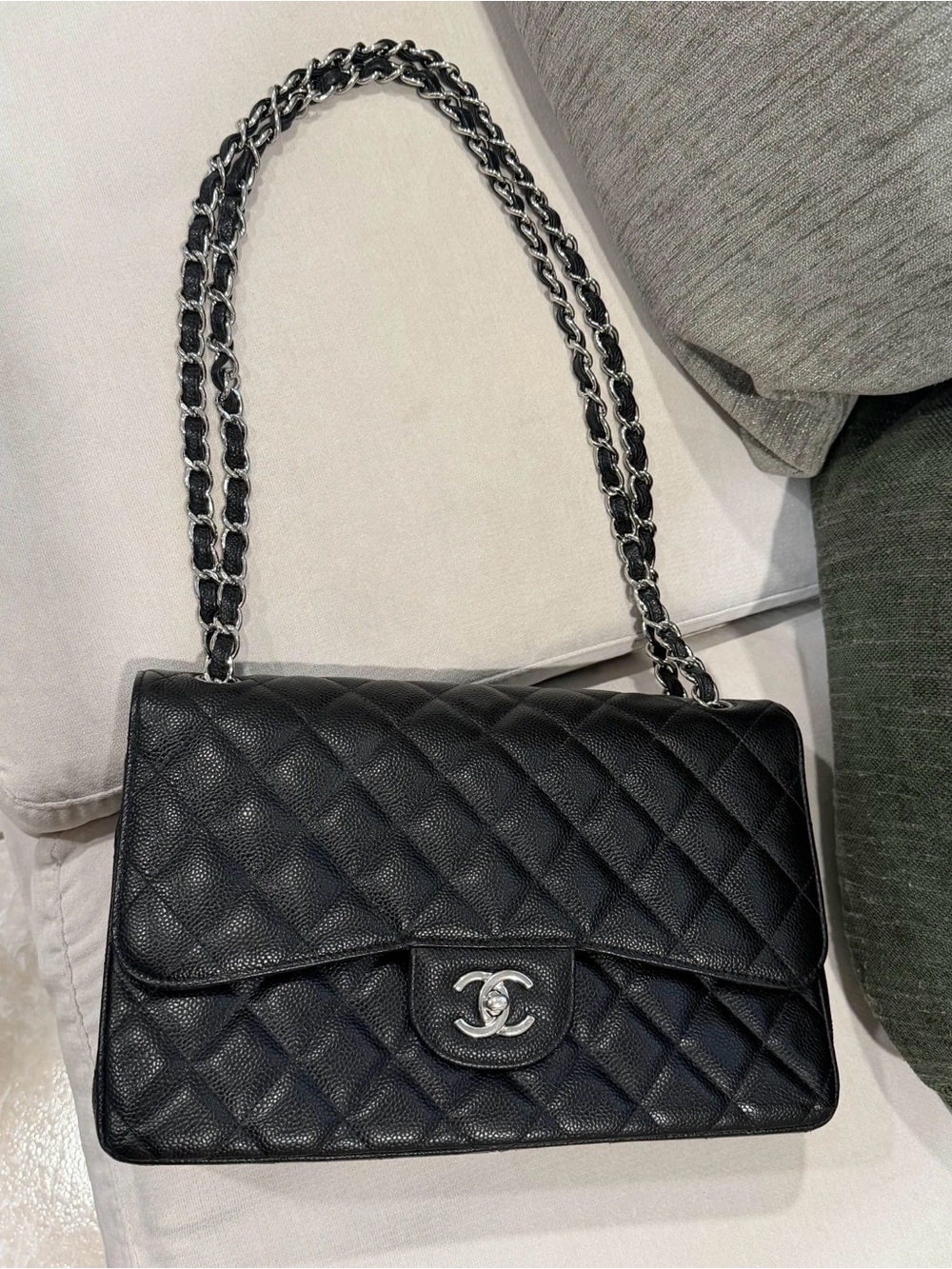 CHANEL CAVIAR - Double Flap-Black Quilted Leather Shoulder Bag with Silver Chain